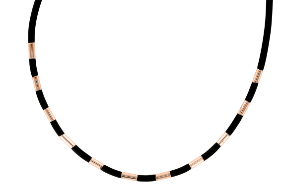 Necklace with rubber cord and gold 
