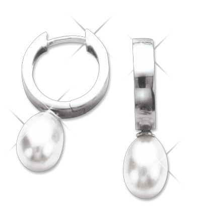 Earrings with pearl 
