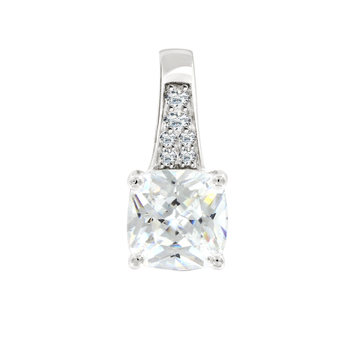 Pendant with zirconia 