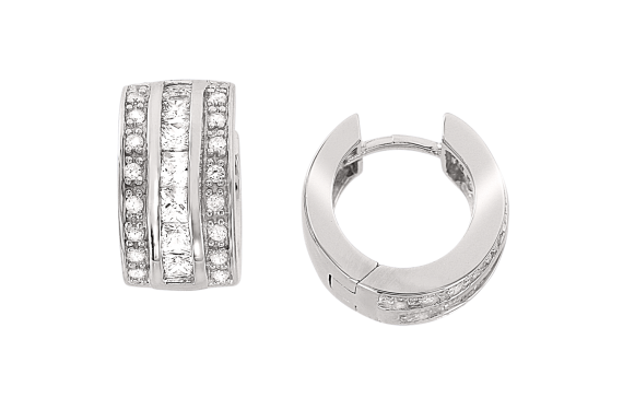 Earrings with zirconia 