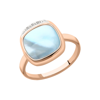 Ring with diamonds and a doublet of topaz and mother-of-pearl 