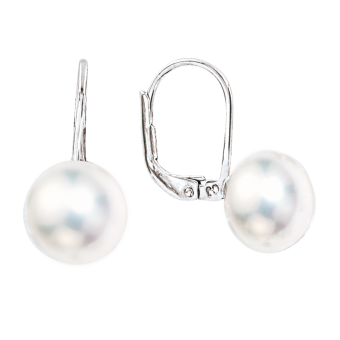 Earrings with pearl 