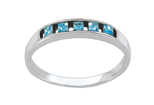 Ladies Ring with zirconia 