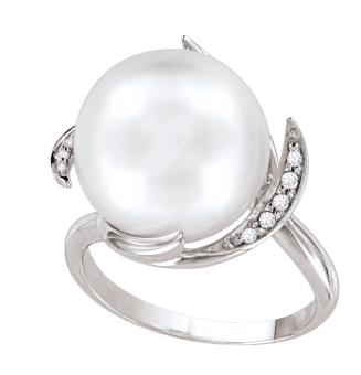 Women's ring with pearl and zirconia 