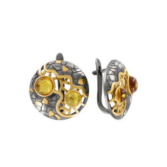 Earrings with ambers and gilding 