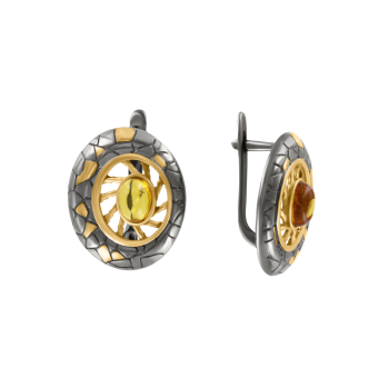 Earrings with amber and gilding 