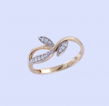 Women's ring with diamonds 