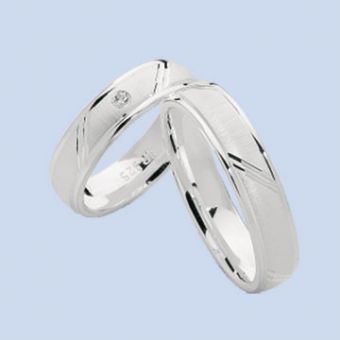 frendship's rings with zirconia