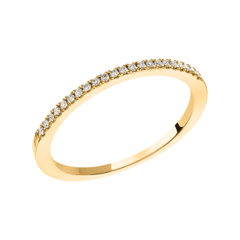 Women's ring with diamonds 