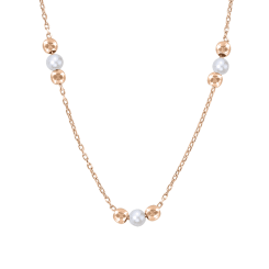 Necklace with pearls 