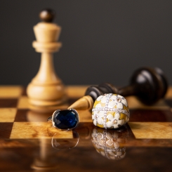 Schmuck mit Charakter – gemacht für besondere Züge. 
