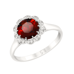 Women's ring with garnet and zirconia 