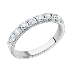 Women's ring with diamonds 