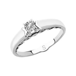 Women's ring with diamonds 