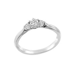 Women's ring with diamonds 