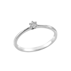 Women's ring with a diamond 