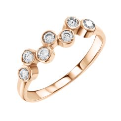 Women's ring with zirconia 