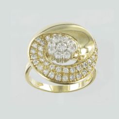 Women's ring with zirconia 