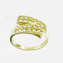 Women's ring with zirconia 