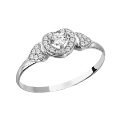 Women's ring with zirconia 