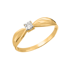 Women's ring with diamonds 