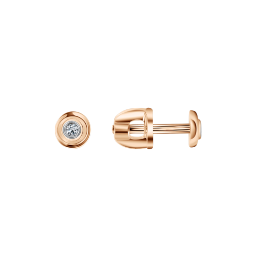 Stud earrings with diamond 