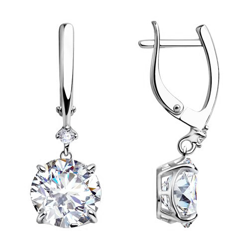 Earrings with zirconia 