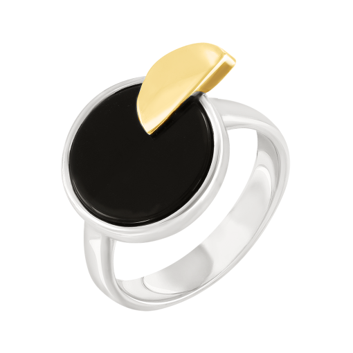 Women's ring with onyx 
