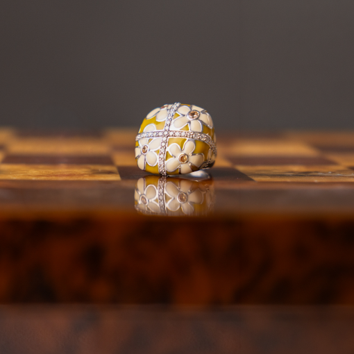 Кольцо с эмалью и фианитами 