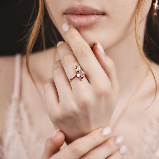 Damenring mit Amethyst und Zirkonia 