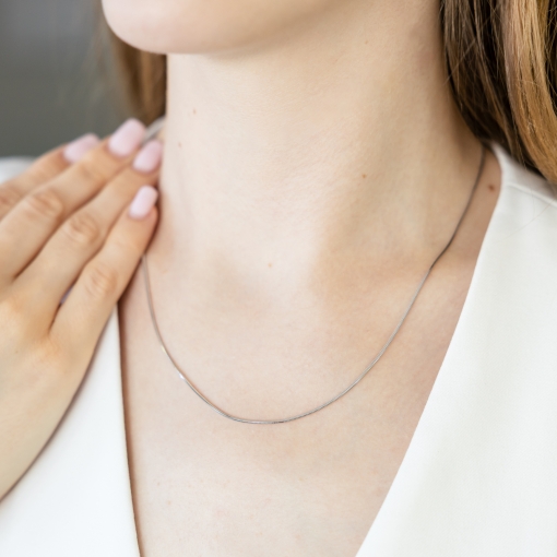 White gold chain 