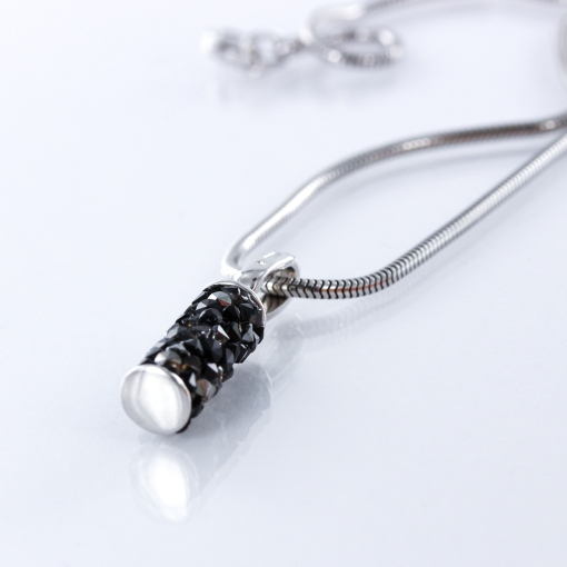 Подвеска с черными кристаллами Swarovski 