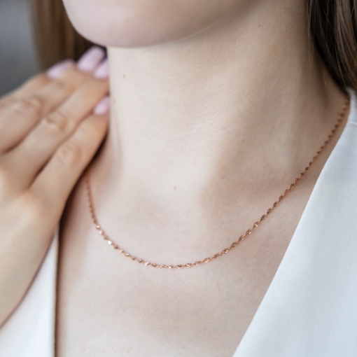 Gold chain 