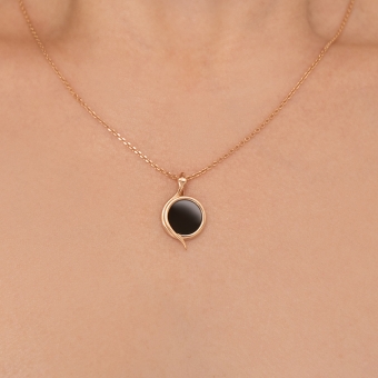Anhänger mit Onix 