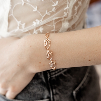 Bracelet with zirconia 