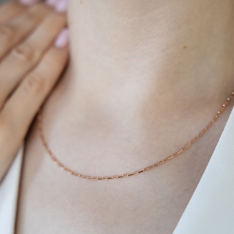 Gold chain 
