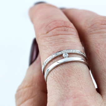 Weißgold Damenring mit Brillanten 