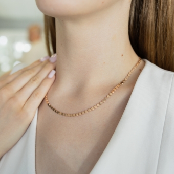 Gold chain and bracelet 