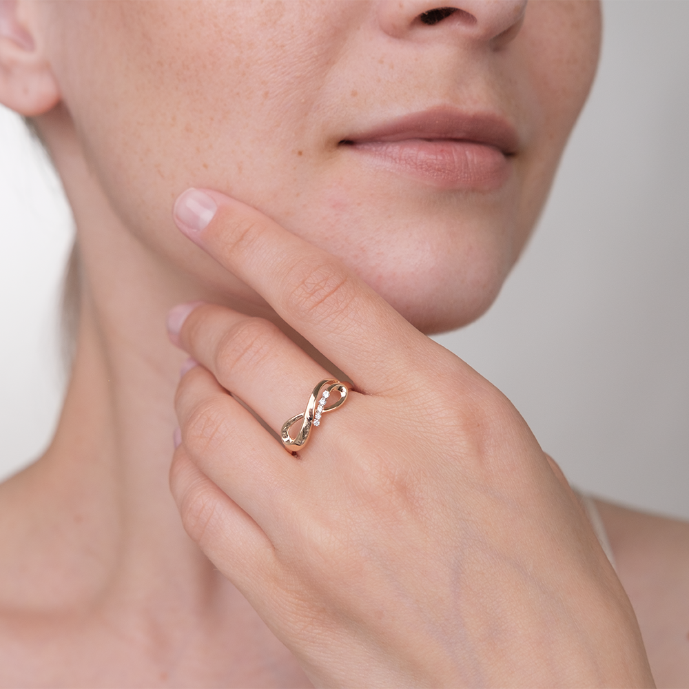 Damenring mit Zirkonia 