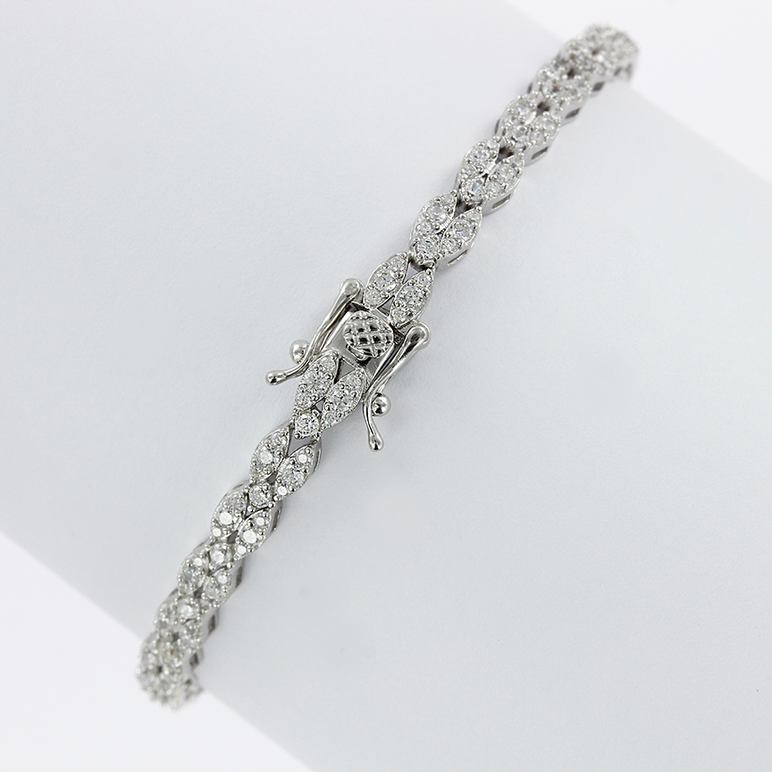 Bracelet with zirconia 