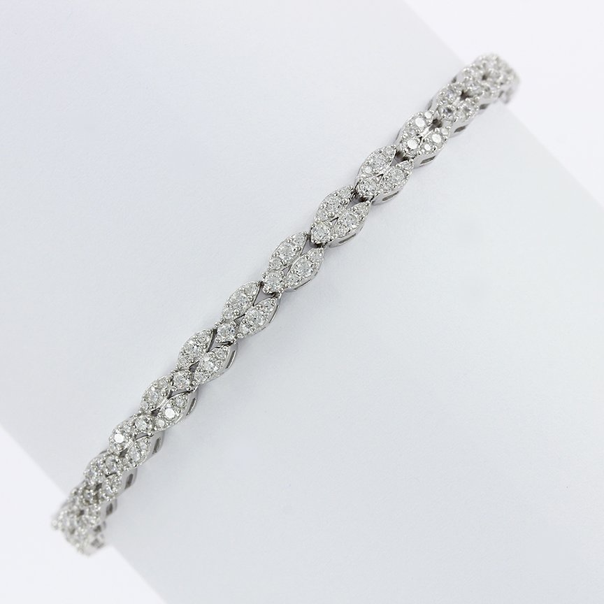 Bracelet with zirconia 
