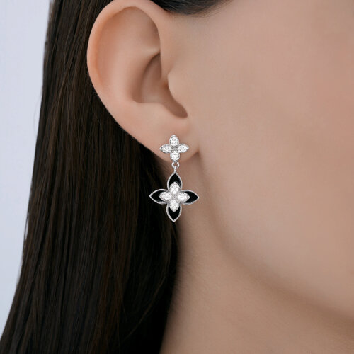 Stud earrings with zirconia and enamel 