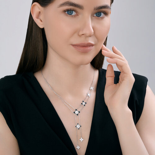 Necklace with zirconia and enamel 